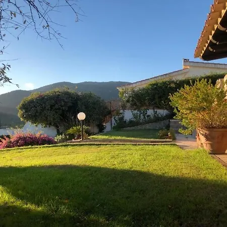 Сasa de vacaciones Private Pool With Panoramic Views Split Over 2 Levels / Aircon / New Pool. Chia